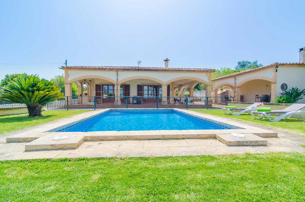 Ses Covetes Villa Petra   Petra (Mallorca)