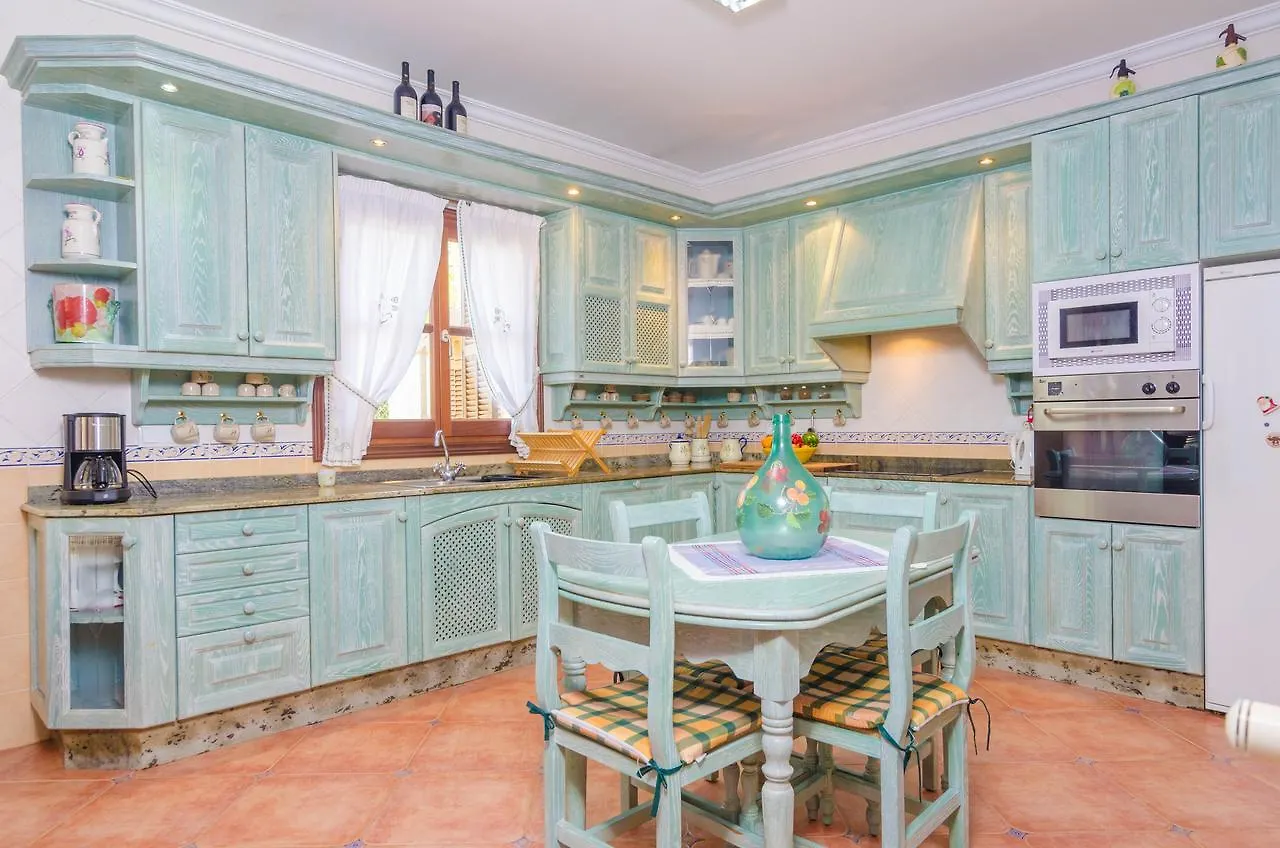 Ses Covetes Villa Petra   Petra (Mallorca)